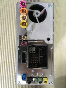 Carplay antenne aansluiting achter